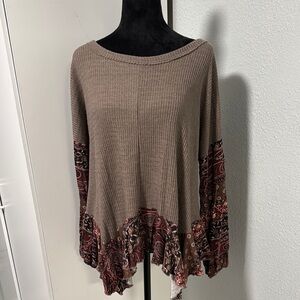 Daytrip Brown and Red Patterned Blouse